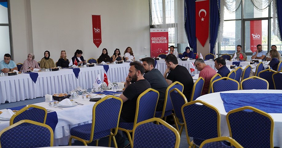 ETÜ’de yeni açılan fotonik bölümünün lansmanı gerçekleştirildi