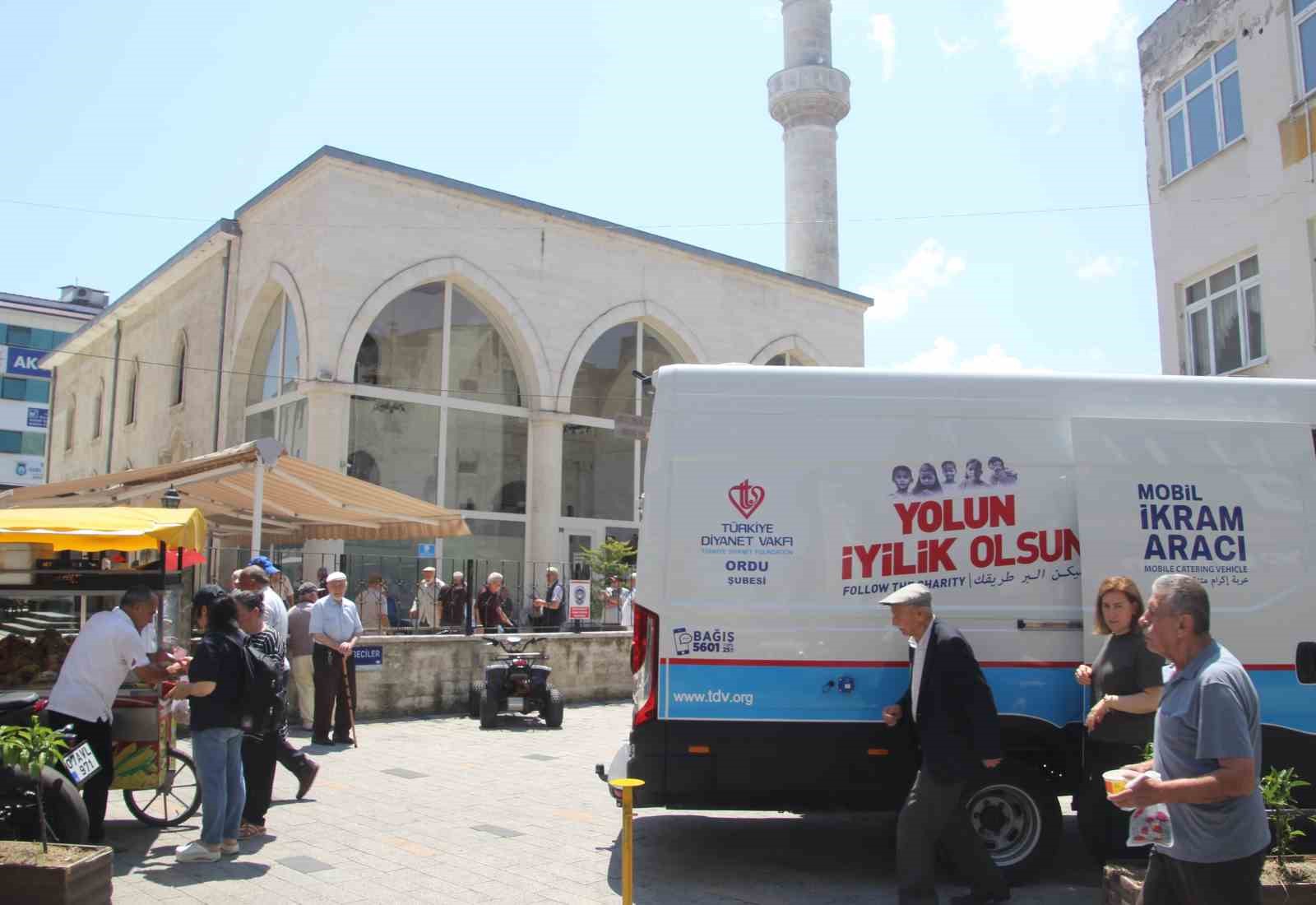 Ordu’da 600 kişiye aşure ikram edildi