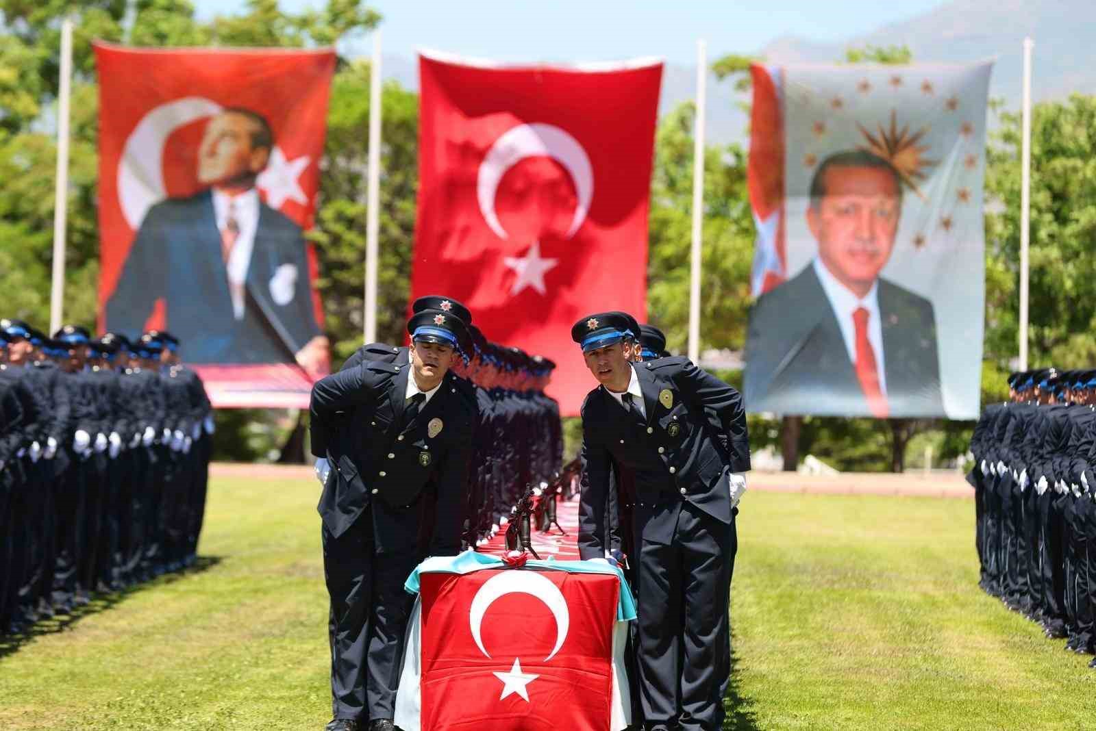 Niğde POMEM’de mezuniyet coşkusu