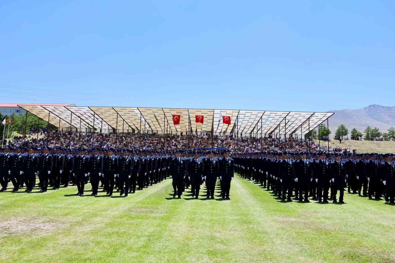 Niğde POMEM’de mezuniyet coşkusu