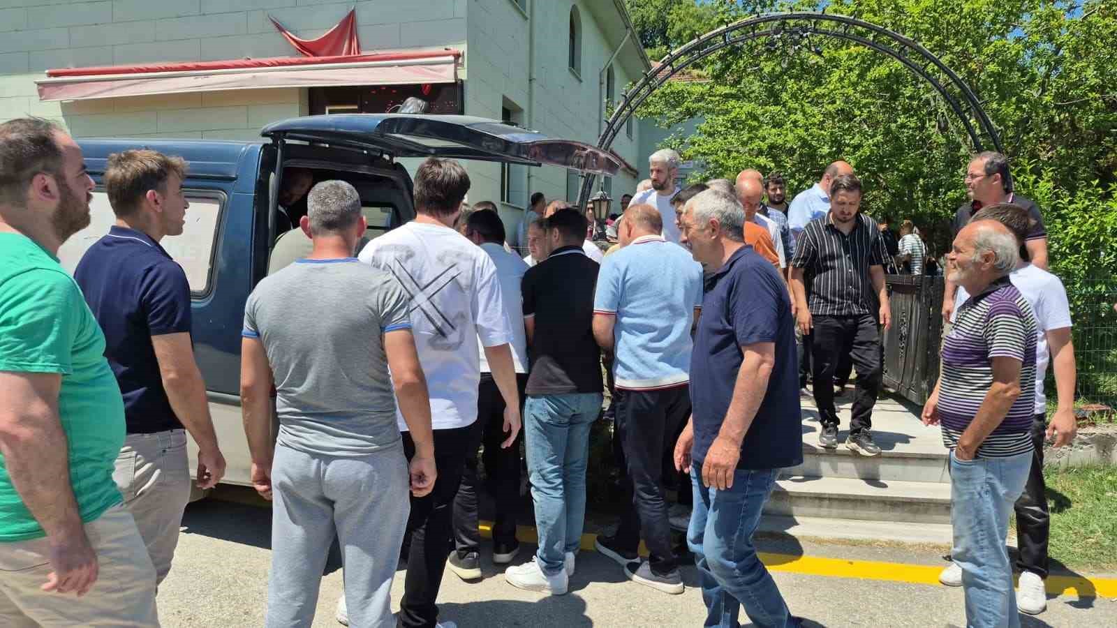 Kazada hayatını kaybeden yaşlı adam son yolculuğuna uğurlandı