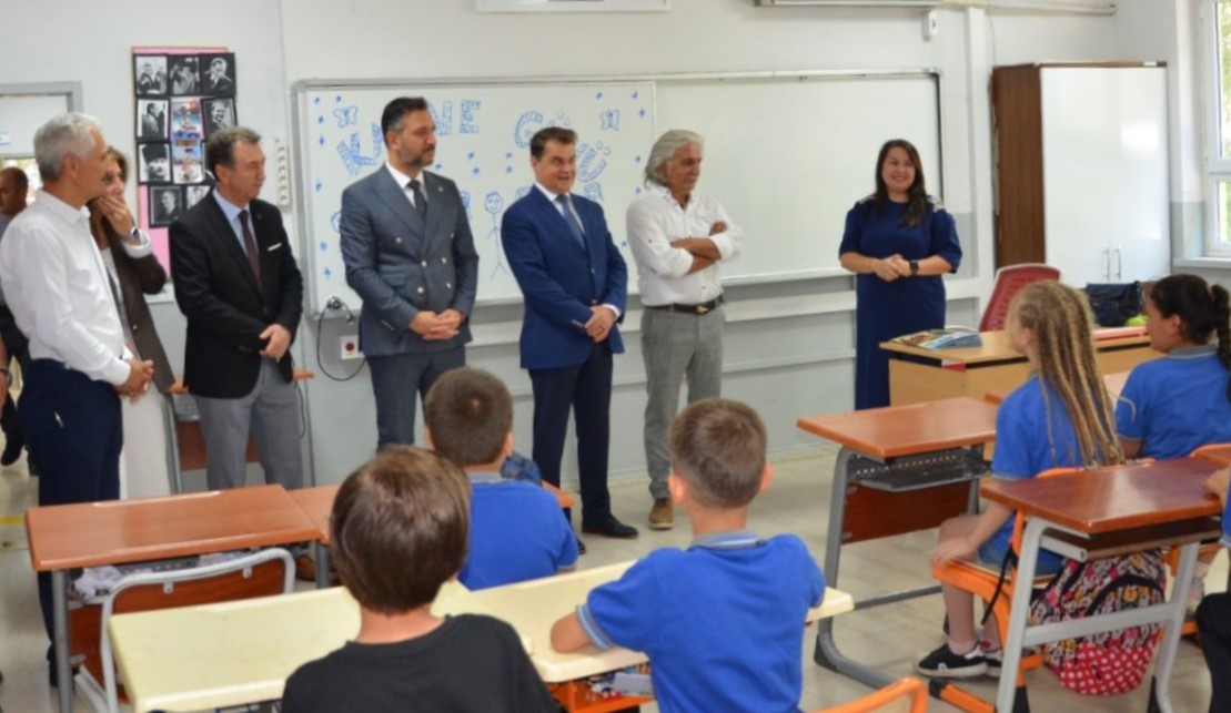 Manisa’da 268 bin 553 öğrenci karne heyecanı yaşadı