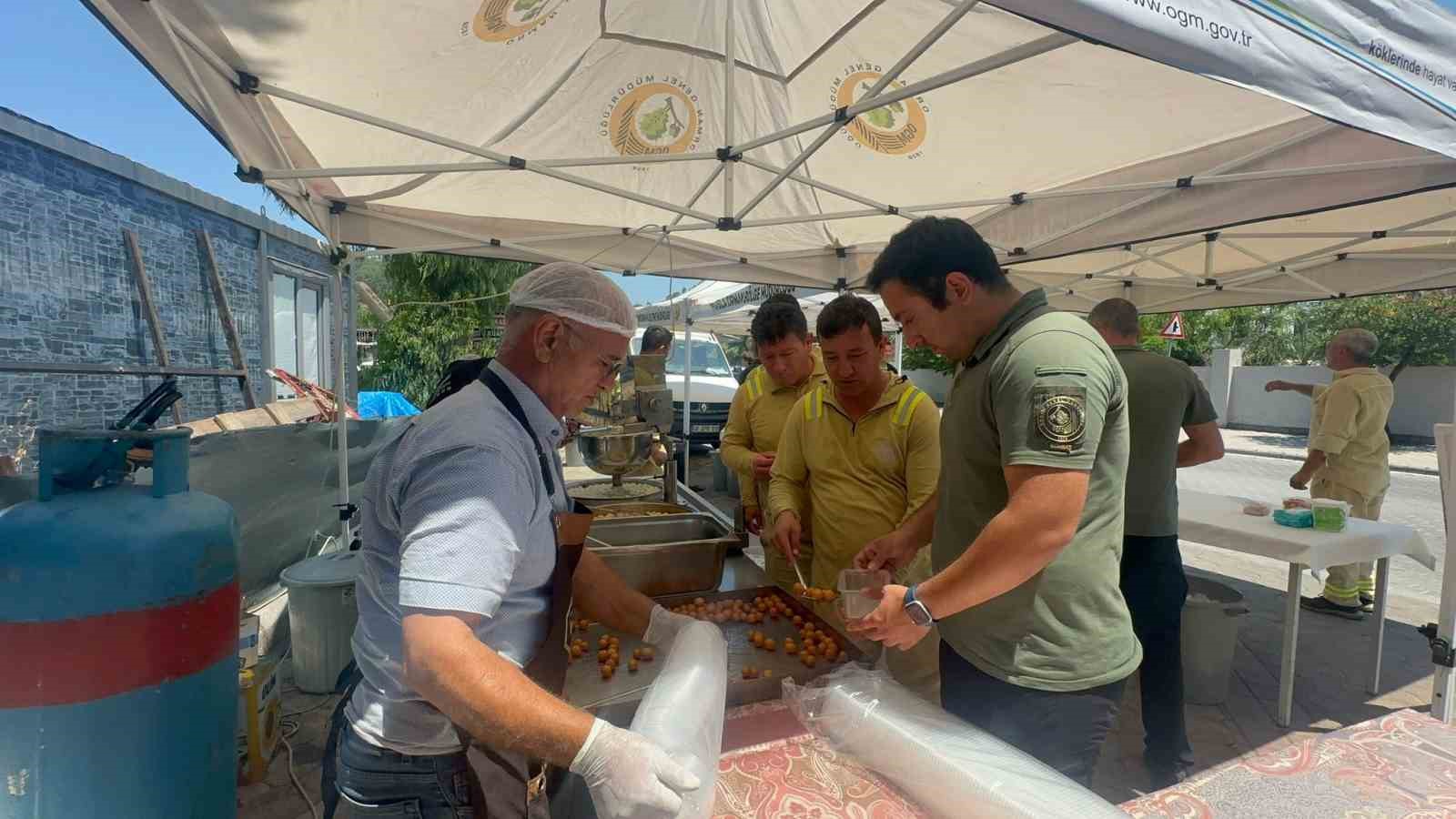 Marmaris’te orman şehitleri dualarla anıldı