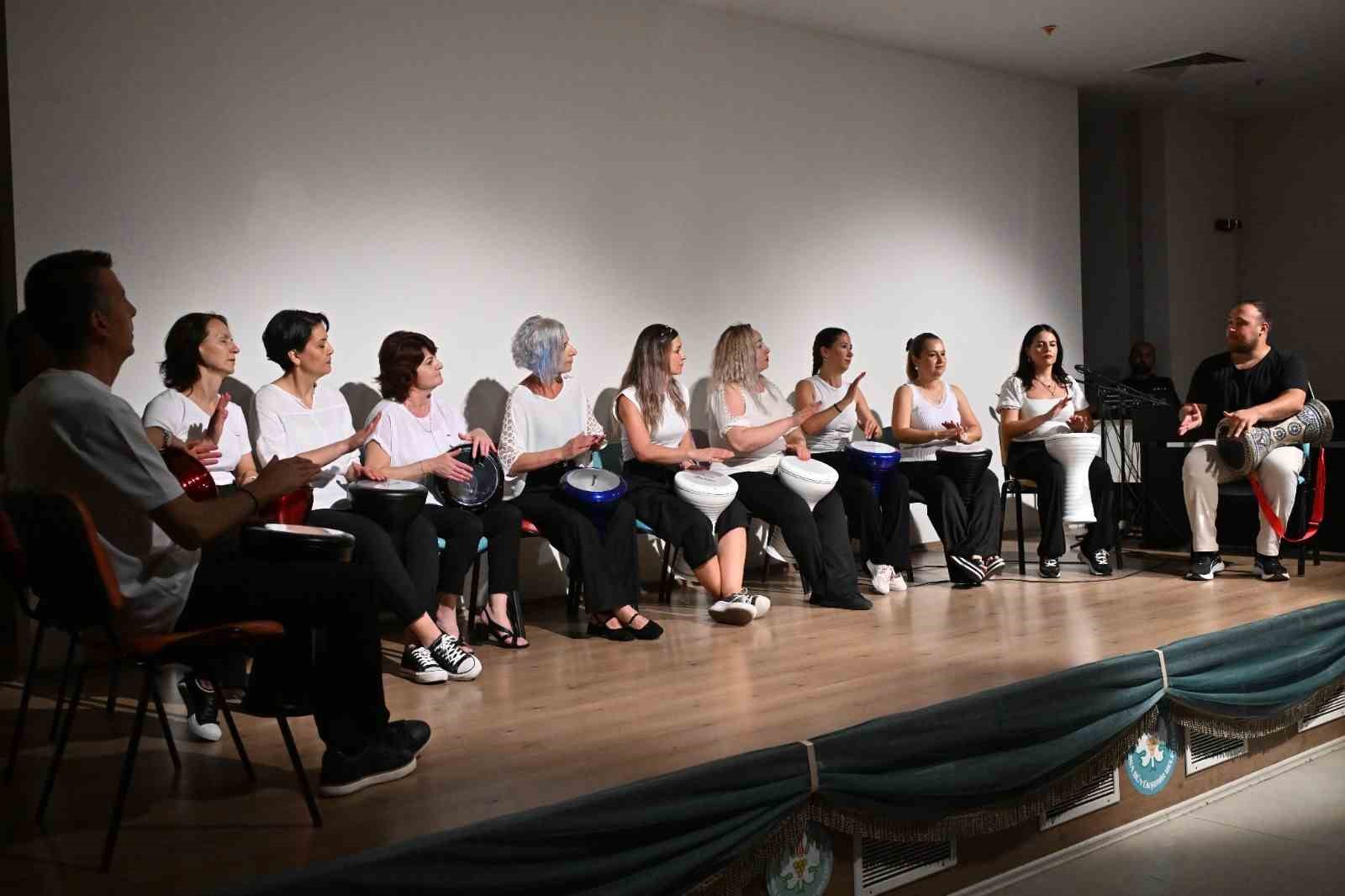 MASMEK kursiyerleri yıl boyunca öğrendiklerini sahneye taşıdı