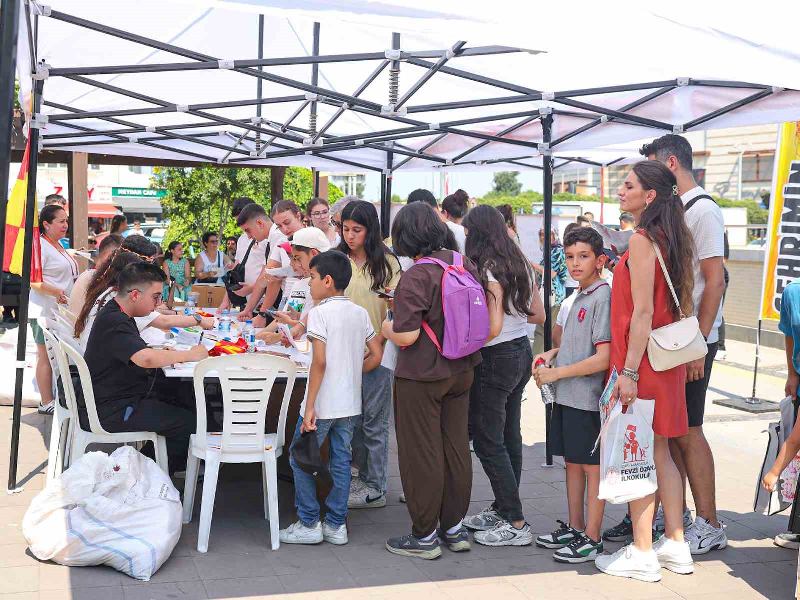 Göztepe’den Karne Etkinliği: "Karneni Getir, Hediyeni Götür" coşkusu başladı
