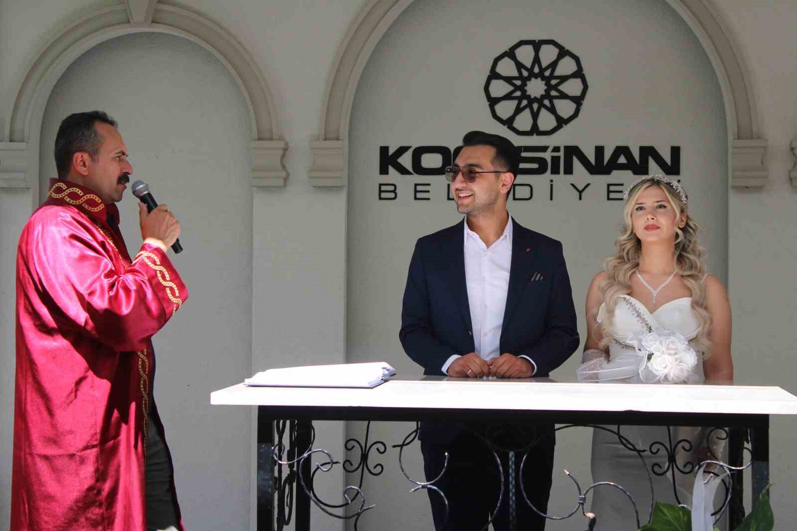 Evlendirme dairelerinde 26.06.2026 yoğunluğu