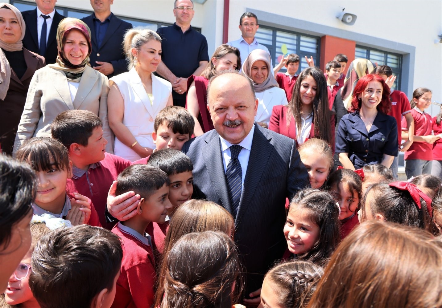 Kastamonu’da 52 binden fazla öğrenci karne heyecanı yaşadı