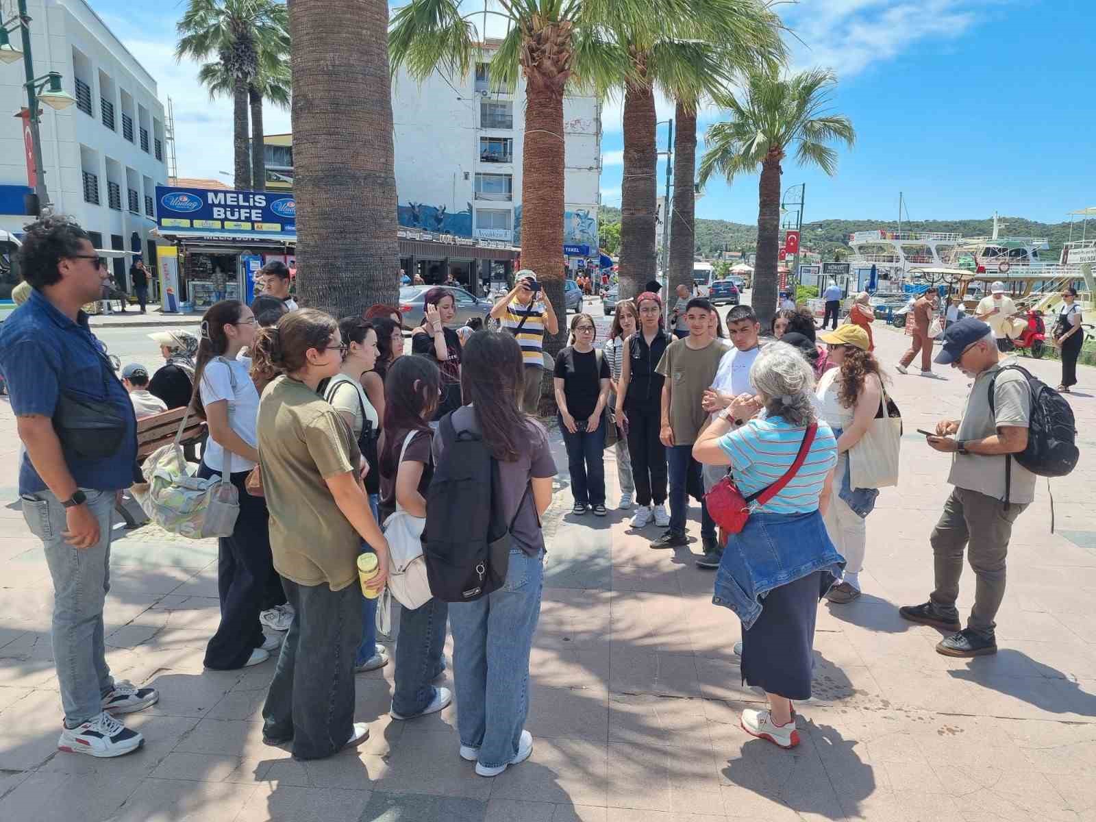 Ayvalık’ın Endüstriyel Mirası öğrencilerin eskizleriyle yeniden keşfedildi