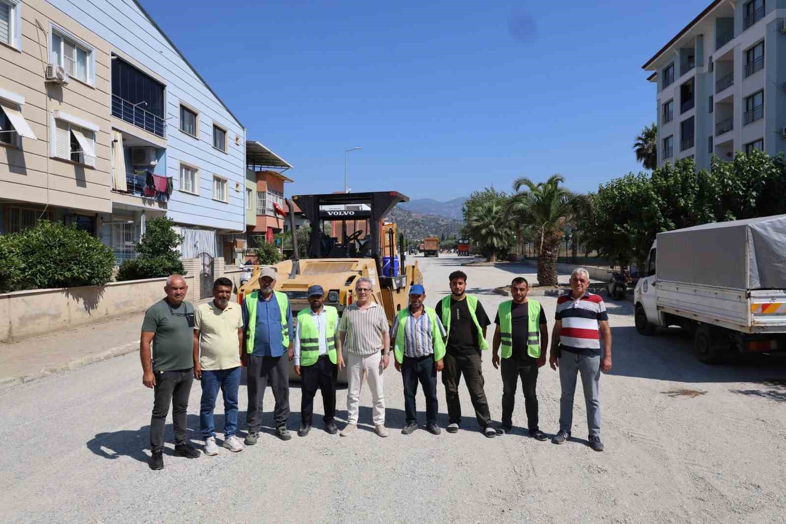 Başkan Tetik 41 noktadaki yol çalışmalarını yerinde inceledi