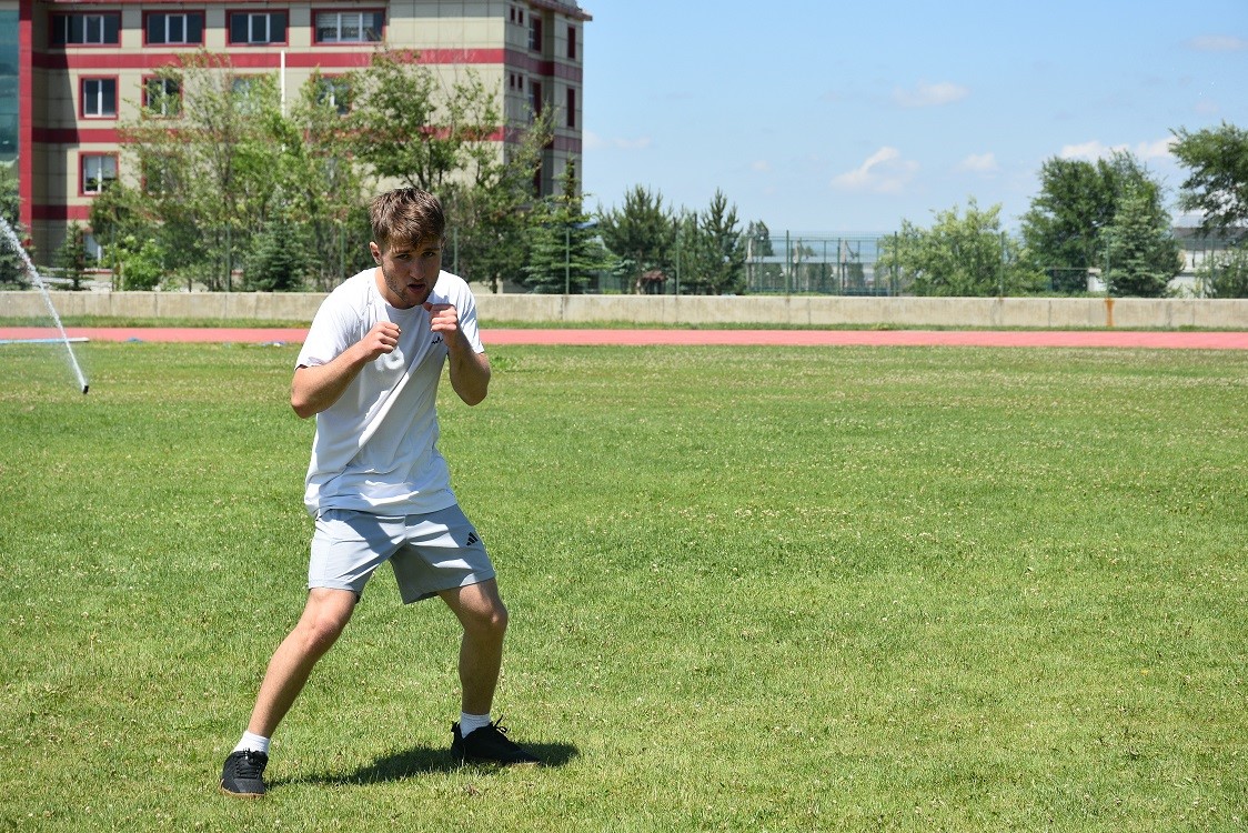 Boks Milli Takımı Erzurum’da kampta