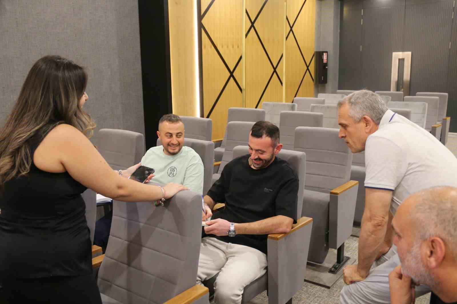 Kütahya OSB Akademi’de "Mavi Yaka Çalışan Yönetimi" eğitimi düzenlendi