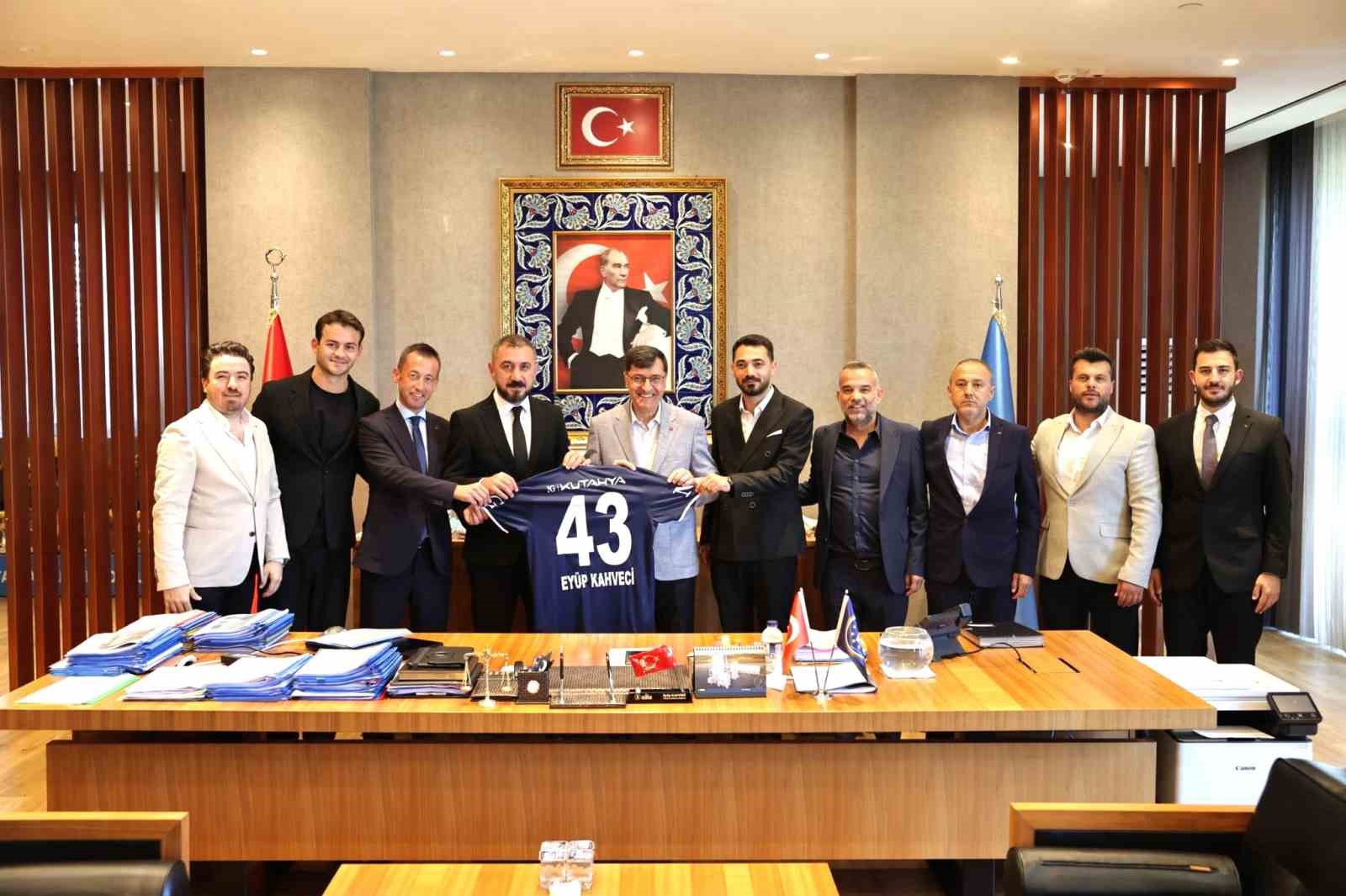 Kütahyaspor Heyeti, Vali Musa Işın ve Belediye Başkanı Eyüp Kahveci ile görüştü