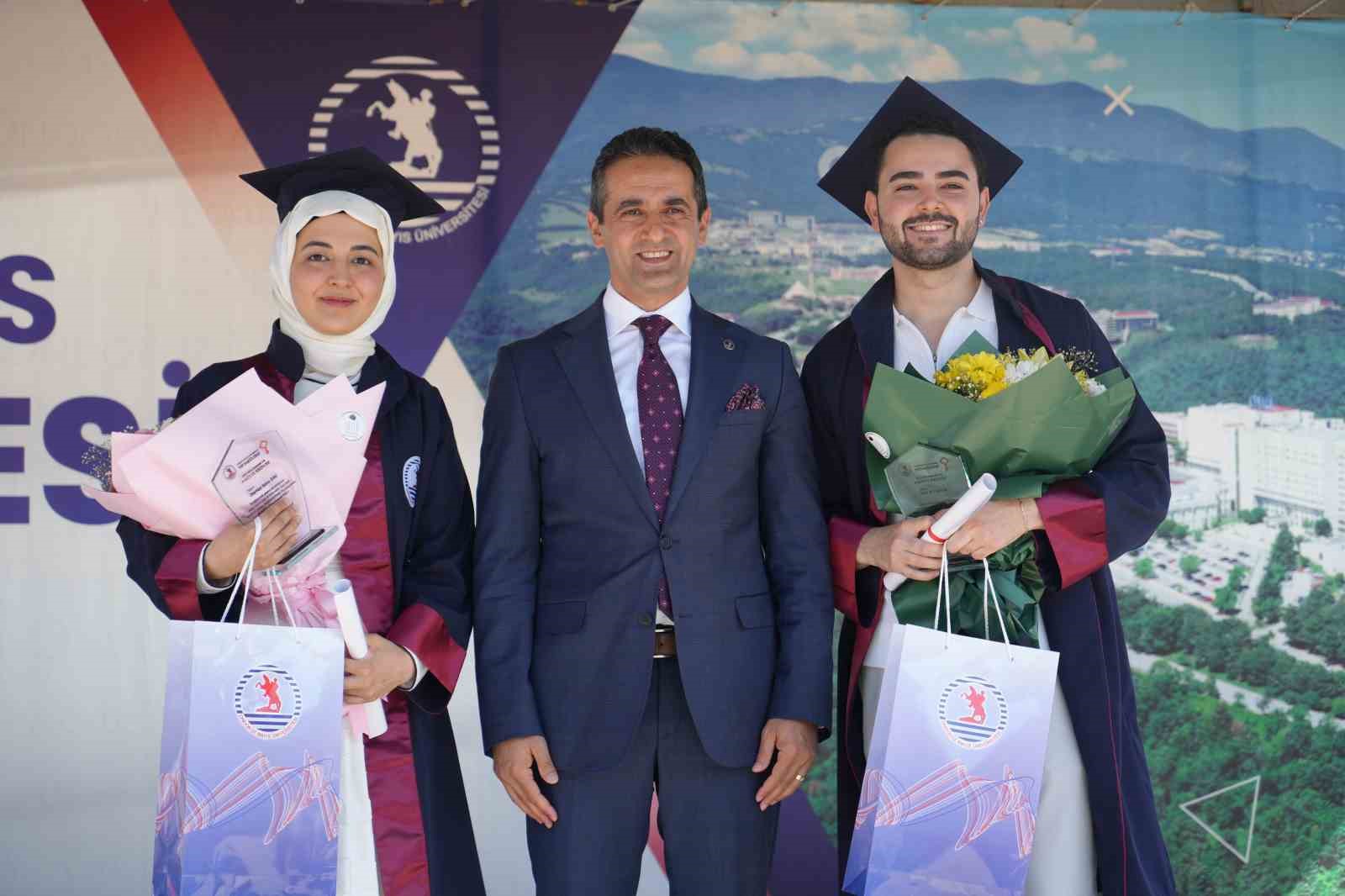 Sağlık ordusuna 365 yeni hekim