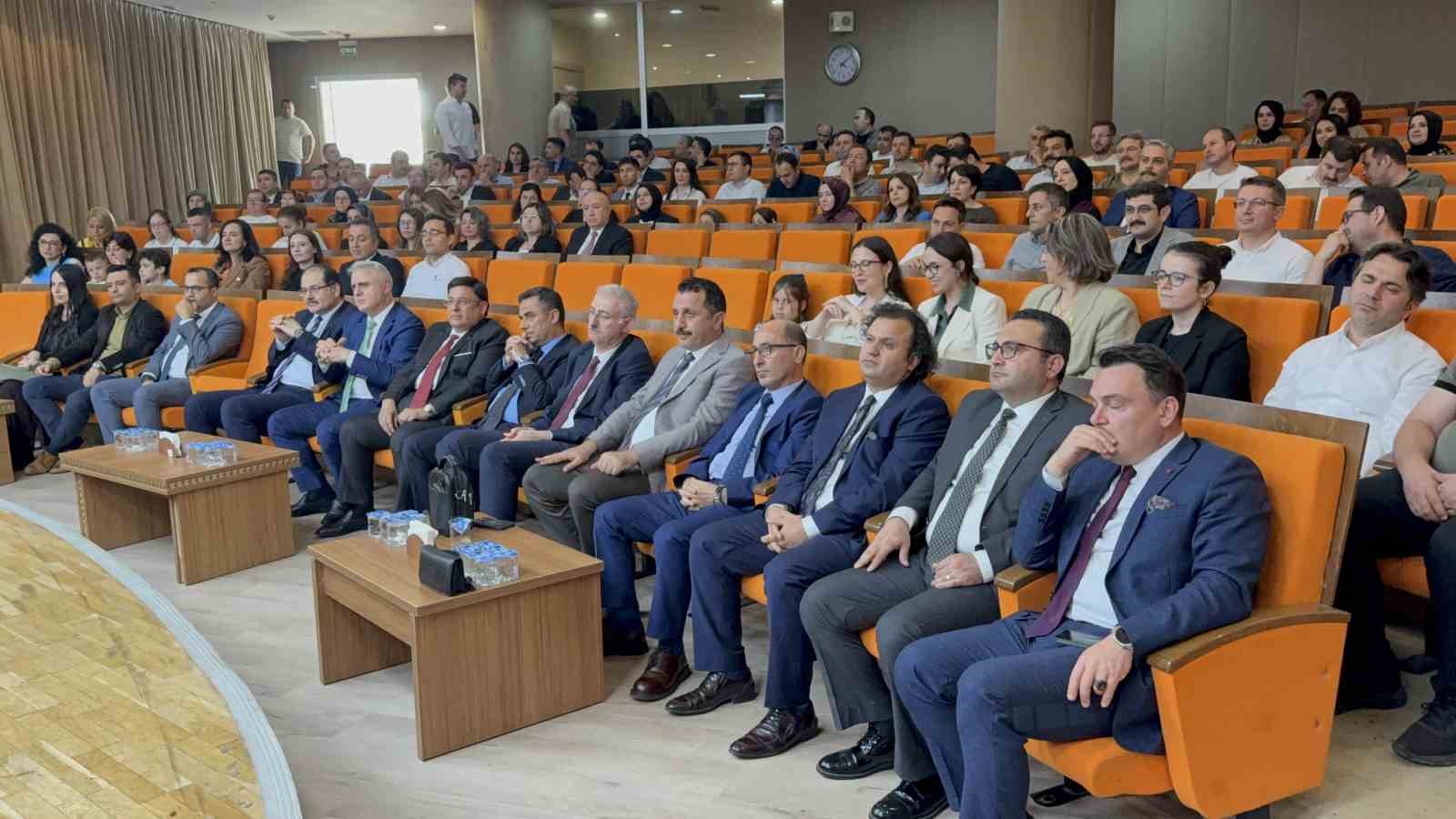Başsavcı Kılıç ve adliyeden ayrılan yargı mensuplarına veda töreni