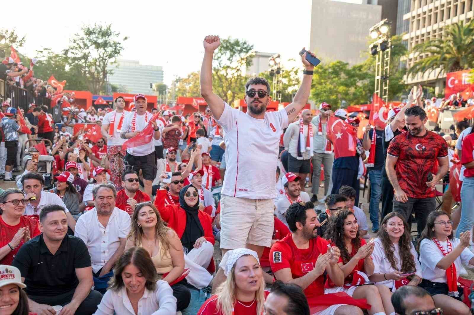 Los Angeles’ta Türkiye rüzgarı zafer coşkusuyla taçlandı