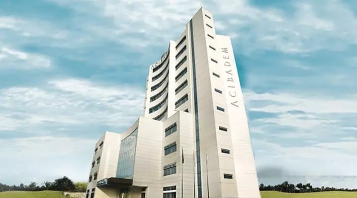 Acıbadem Hastanesi’nden usta sanatçı Kadir İnanır’ın vefatıyla ilgili açıklama
