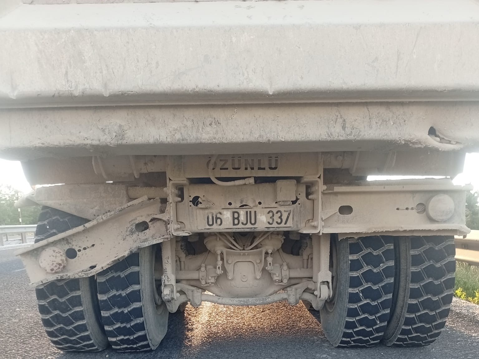 Uşak’ta motosiklet kamyona arkadan çarptı: 1 ölü