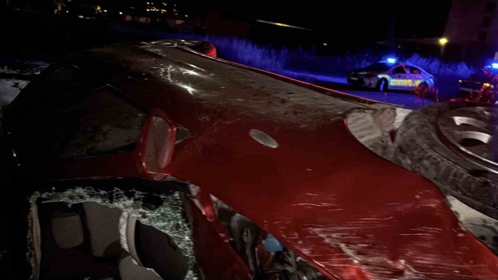 Bolu’da kontrolden çıkan otomobil takla attı: 2 yaralı
