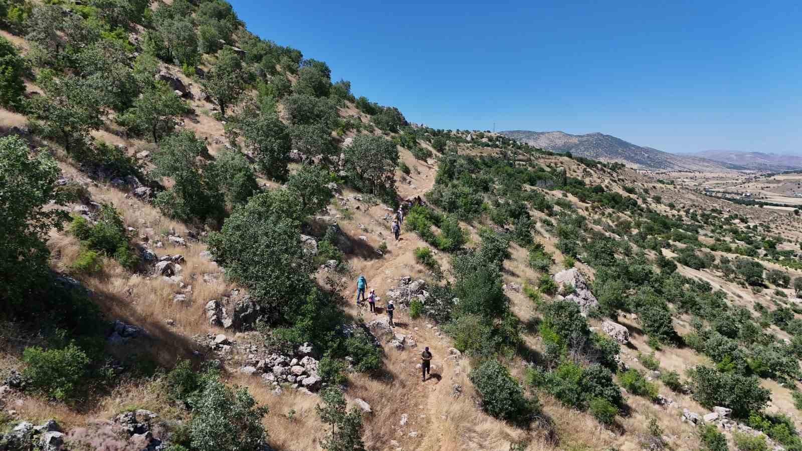 Kokartlı rehberler 541 kilometrelik Kral Yolu rotasını gezdi