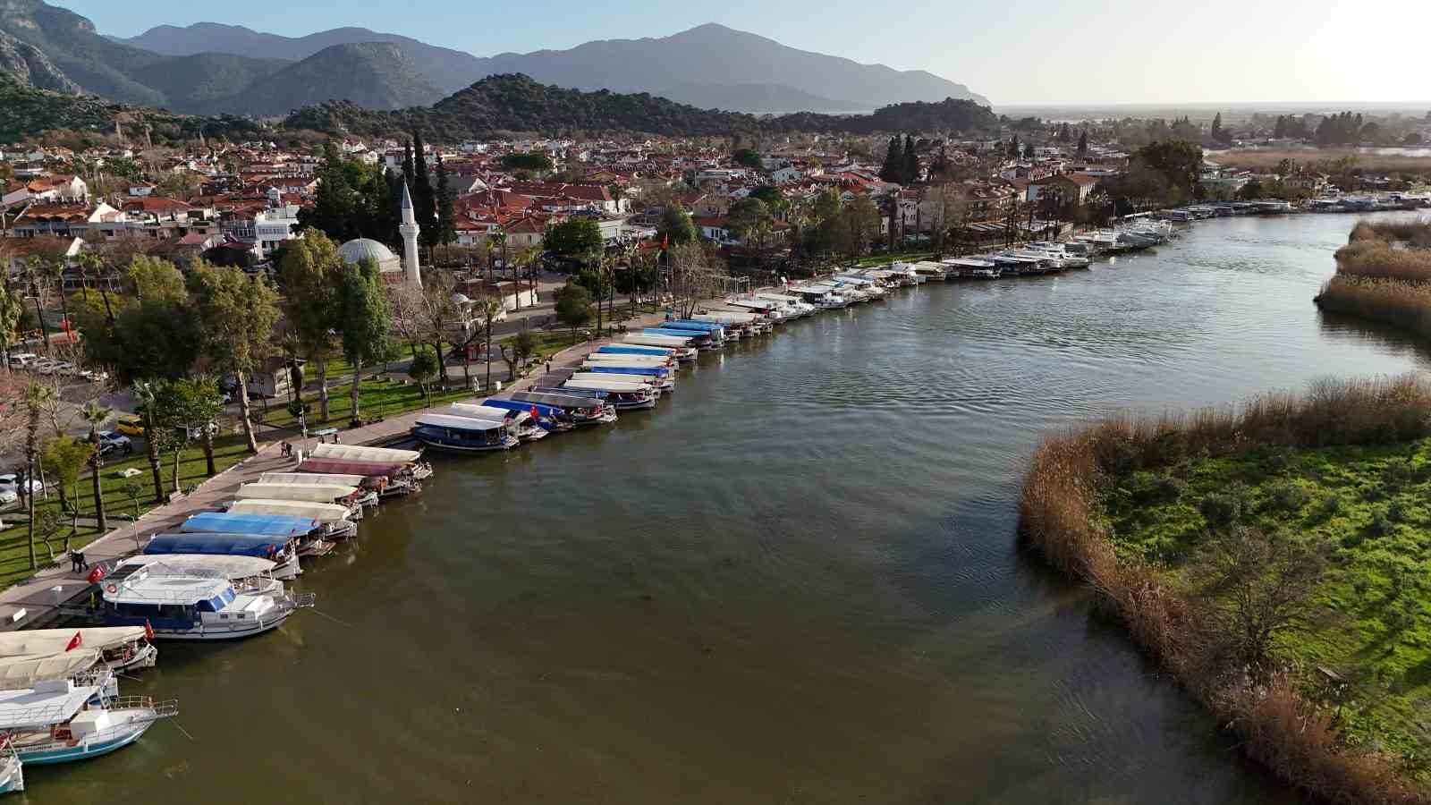 Dalyan Kanalı’nda ‘Elektrikli Tekne Dönüşüm Projesi’ değerlendirildi