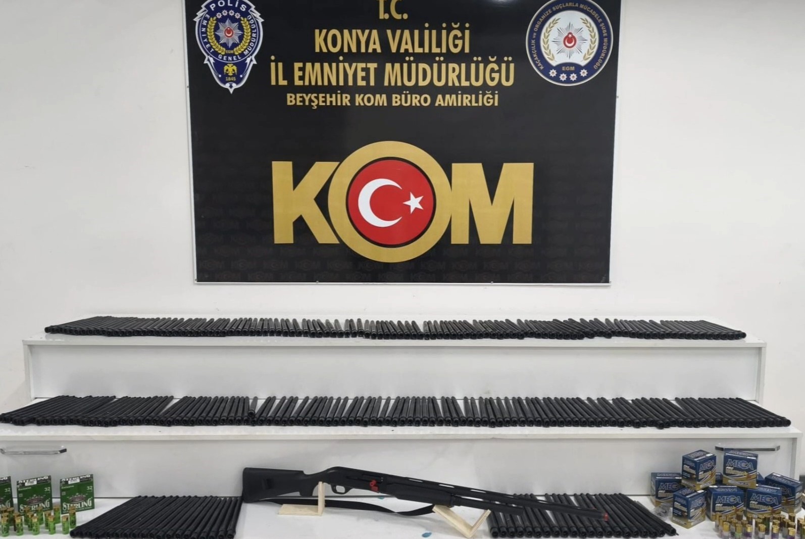 Konya polisinden kaçakçılık operasyonu: 15 gözaltı