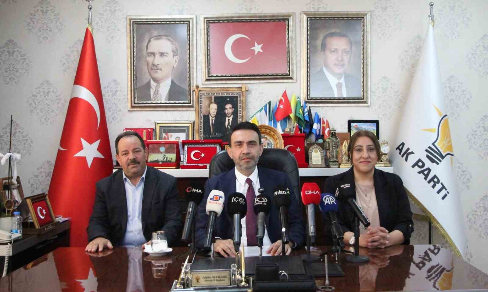 AK Parti Mersin Teşkilatı 560 ekiple sahaya indi