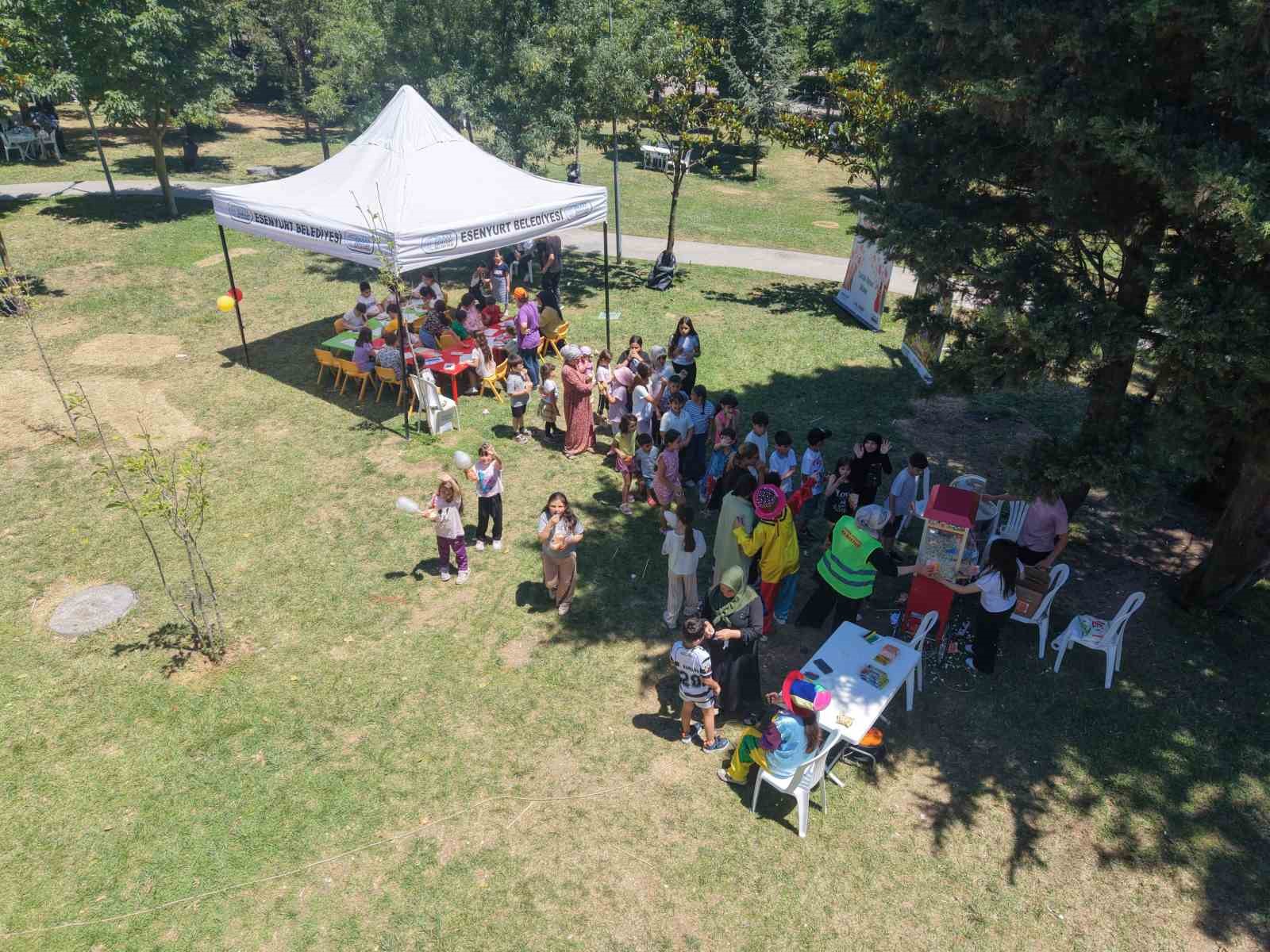 "Kadınlar Buluşuyor, Esenyurt Güçleniyor" etkinliği yoğun ilgi gördü