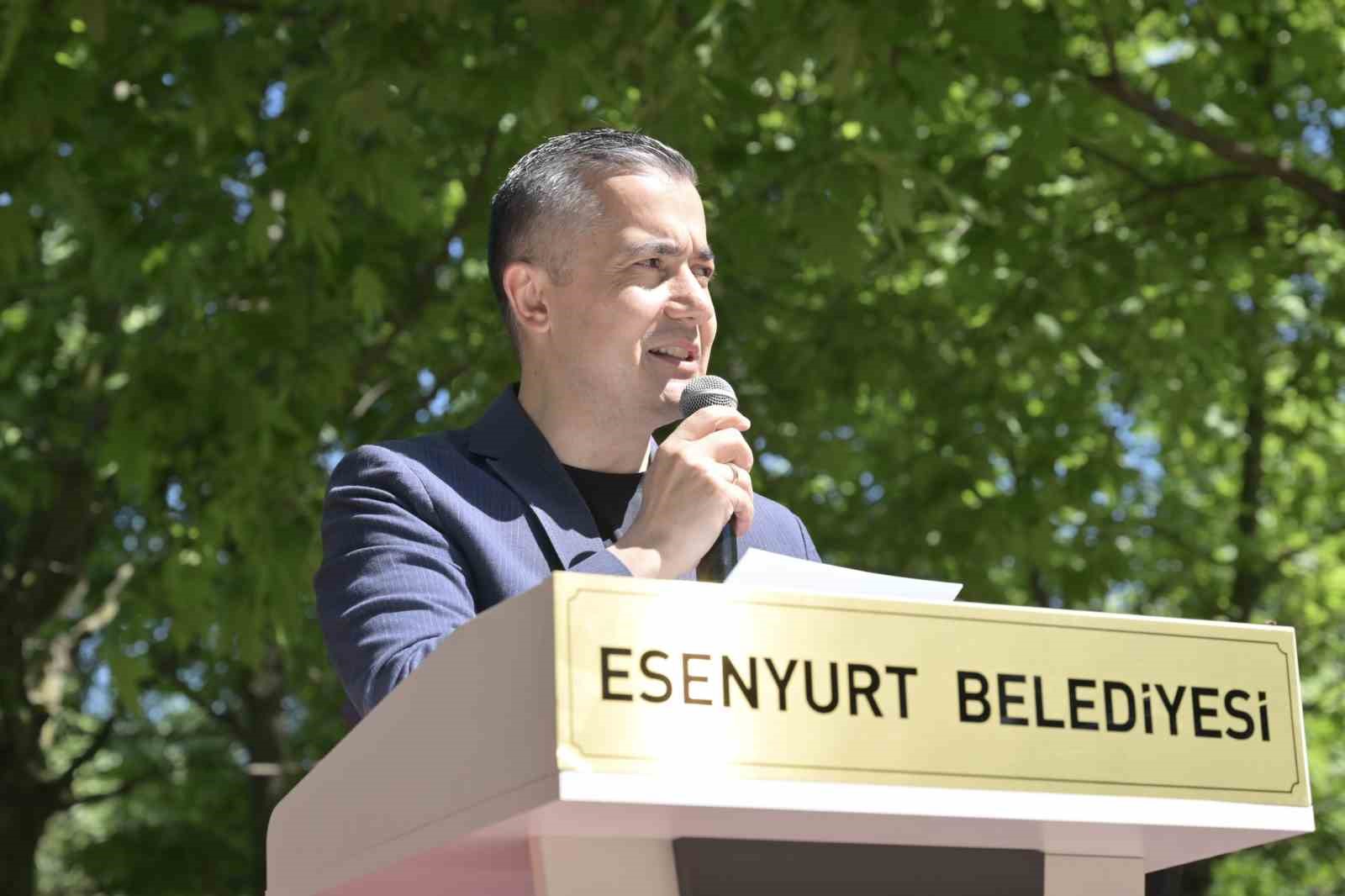 "Kadınlar Buluşuyor, Esenyurt Güçleniyor" etkinliği yoğun ilgi gördü
