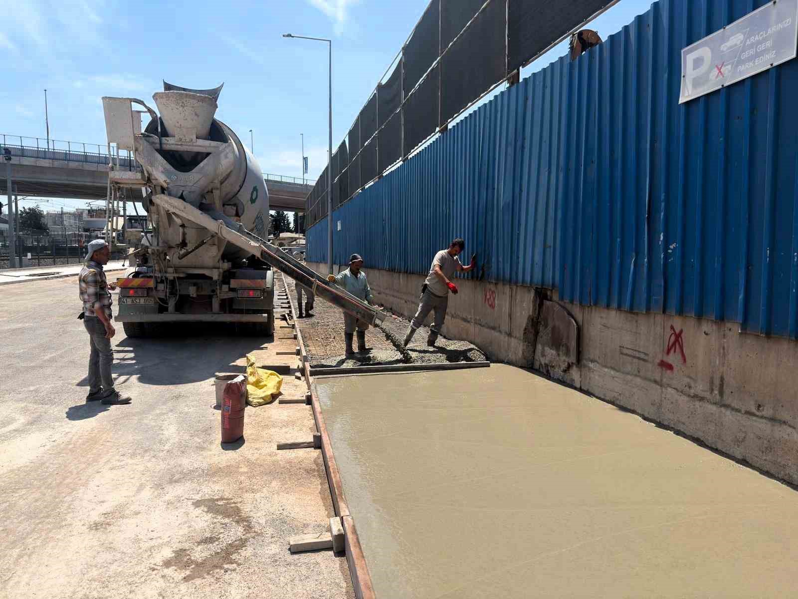 Darıca Dutluk Sokak’ta üstyapı son sürat ilerliyor