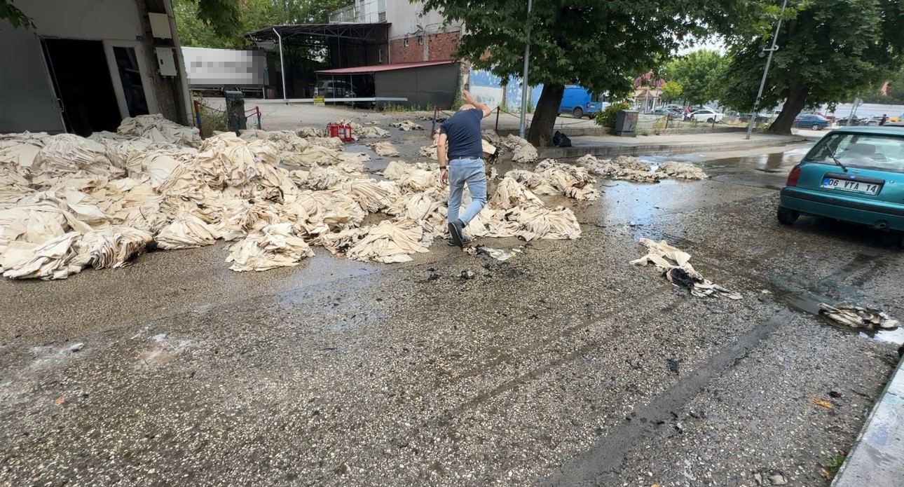 Karabük’te tekstil işletmesinde yangın paniği