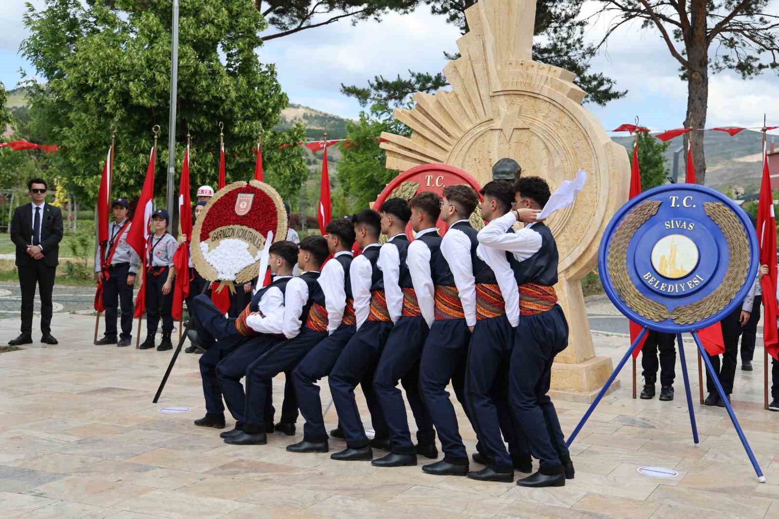 Atatürk’ün Sivas’a gelişinin 107’nci yıldönümü kutlandı