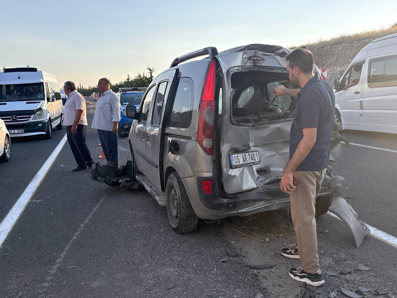 Şanlıurfa’da zincirleme trafik kazası: 4 yaralı