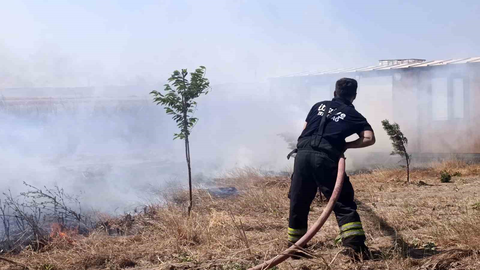 Tekirdağ’da tarım arazisinde iki noktada yangın