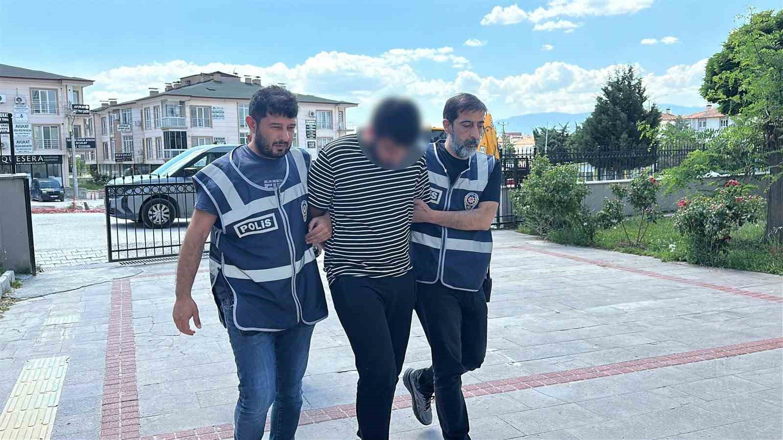 Burdur’da husumetlisini önce darp etti ardından tüfekle vurarak öldürdü