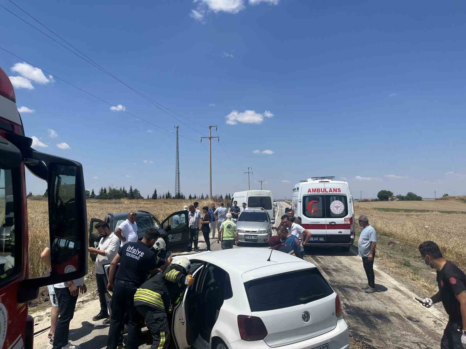 Tekirdağ’da feci kaza: 1’i ağır 2 yaralı