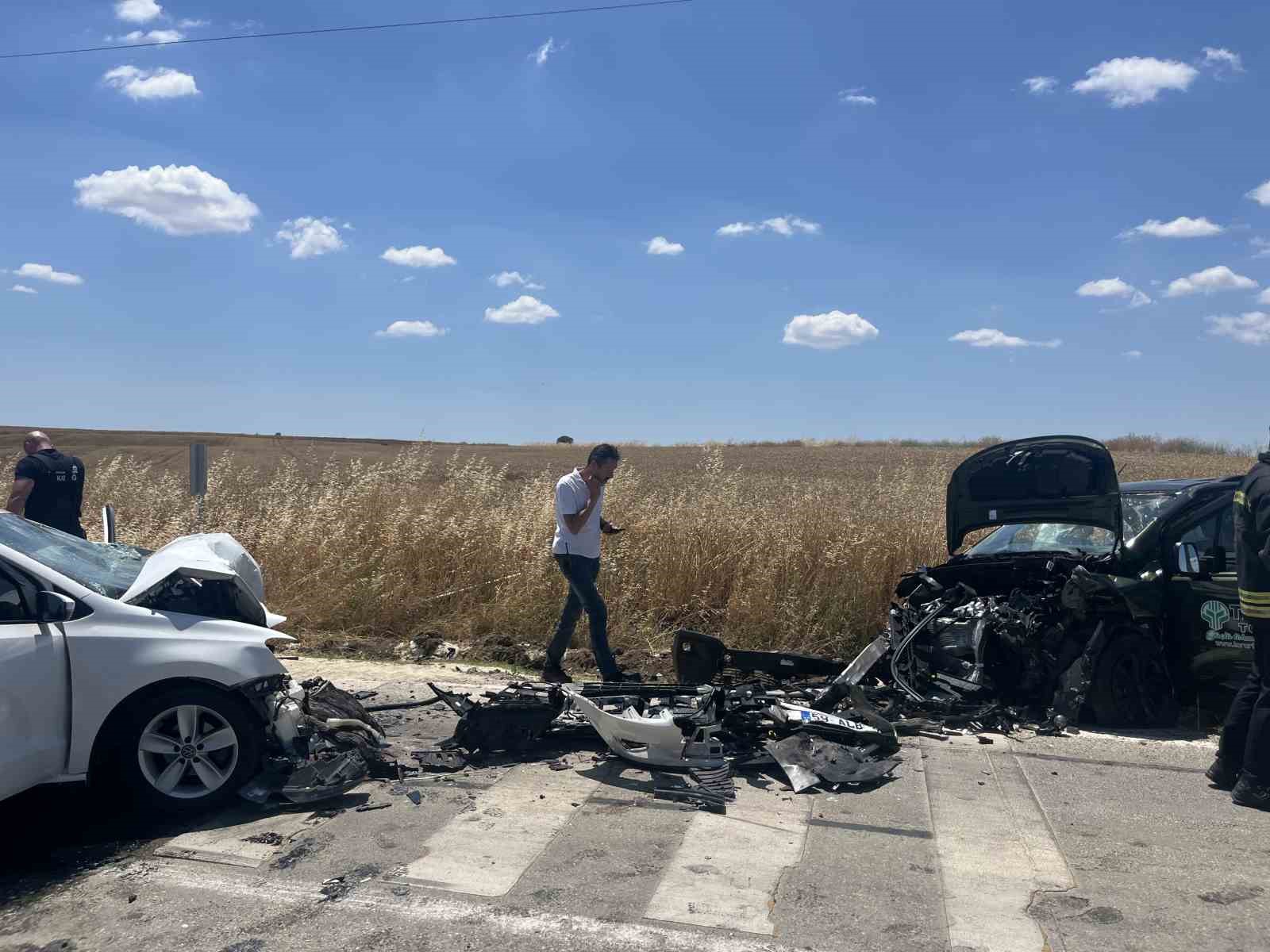 Tekirdağ’da feci kaza: 1’i ağır 2 yaralı
