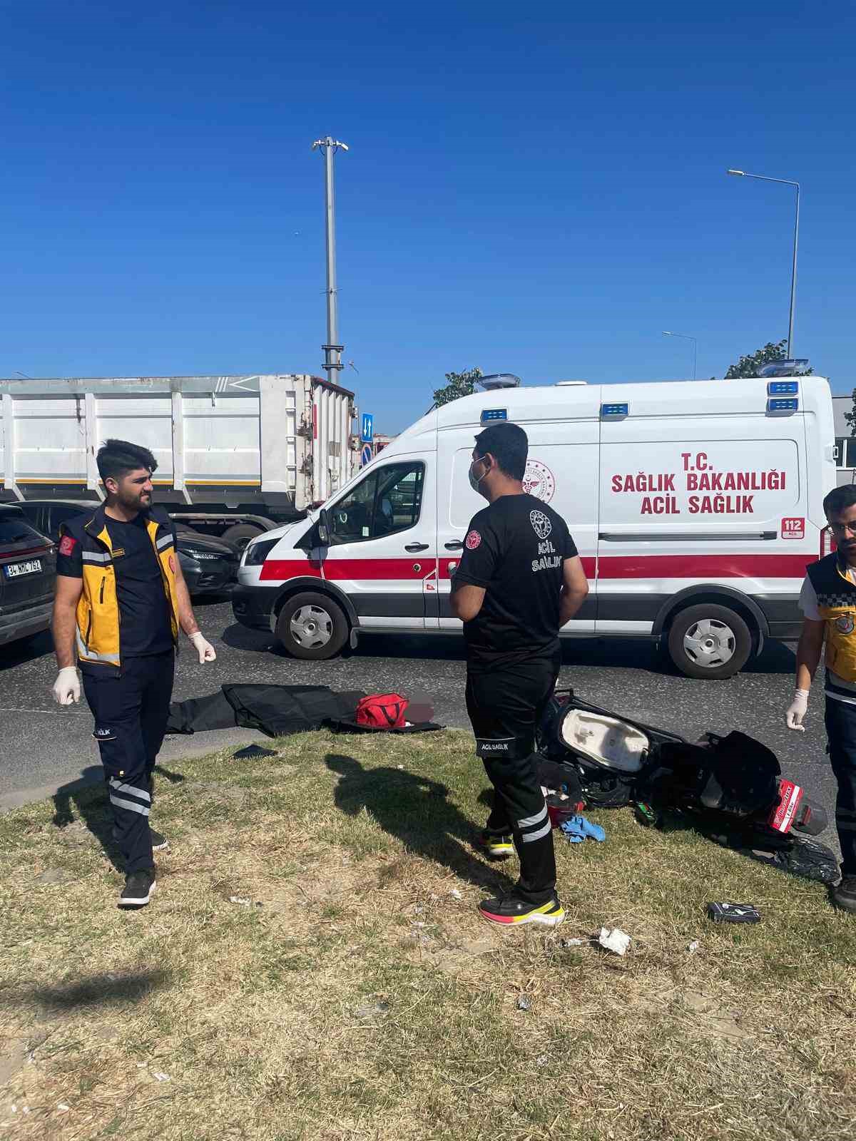Çerkezköy’de otomobil ile elektrikli motosiklet çarpıştı: 1 ölü