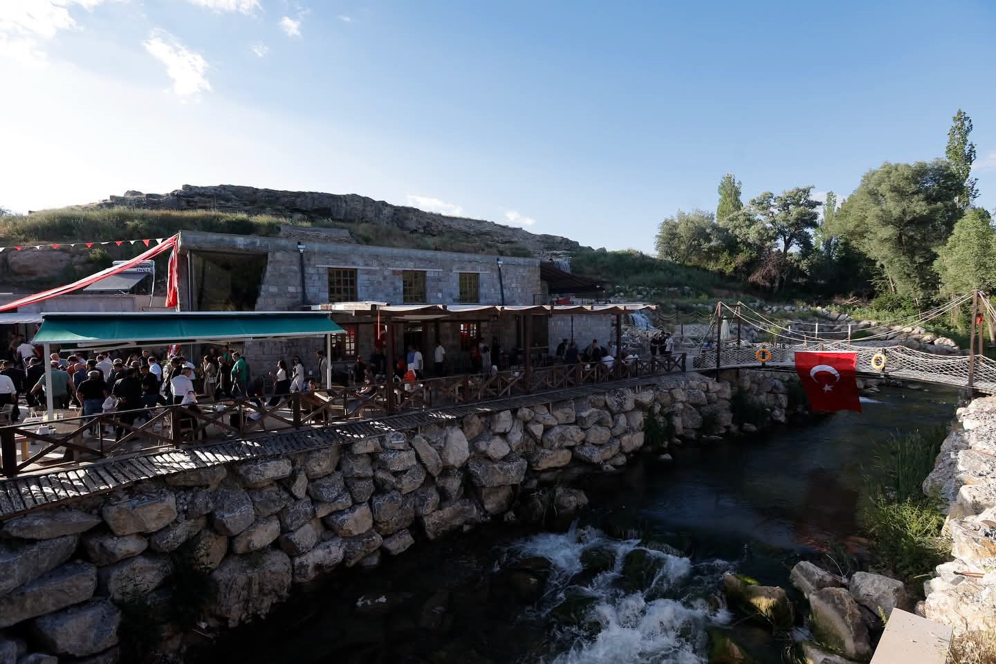 Bünyan’da tarih ve lezzetin buluştuğu nokta ‘Değirmen Restoran’ açıldı