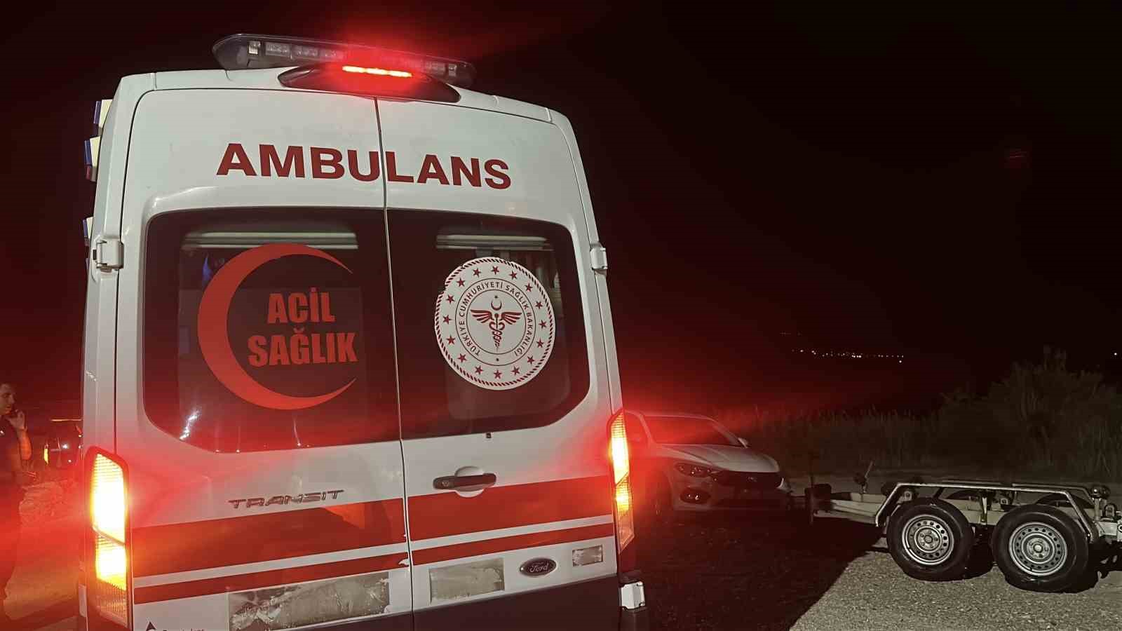 Burdur Gölü’nde kaybolan kanocu iki kadın sağ olarak bulundu