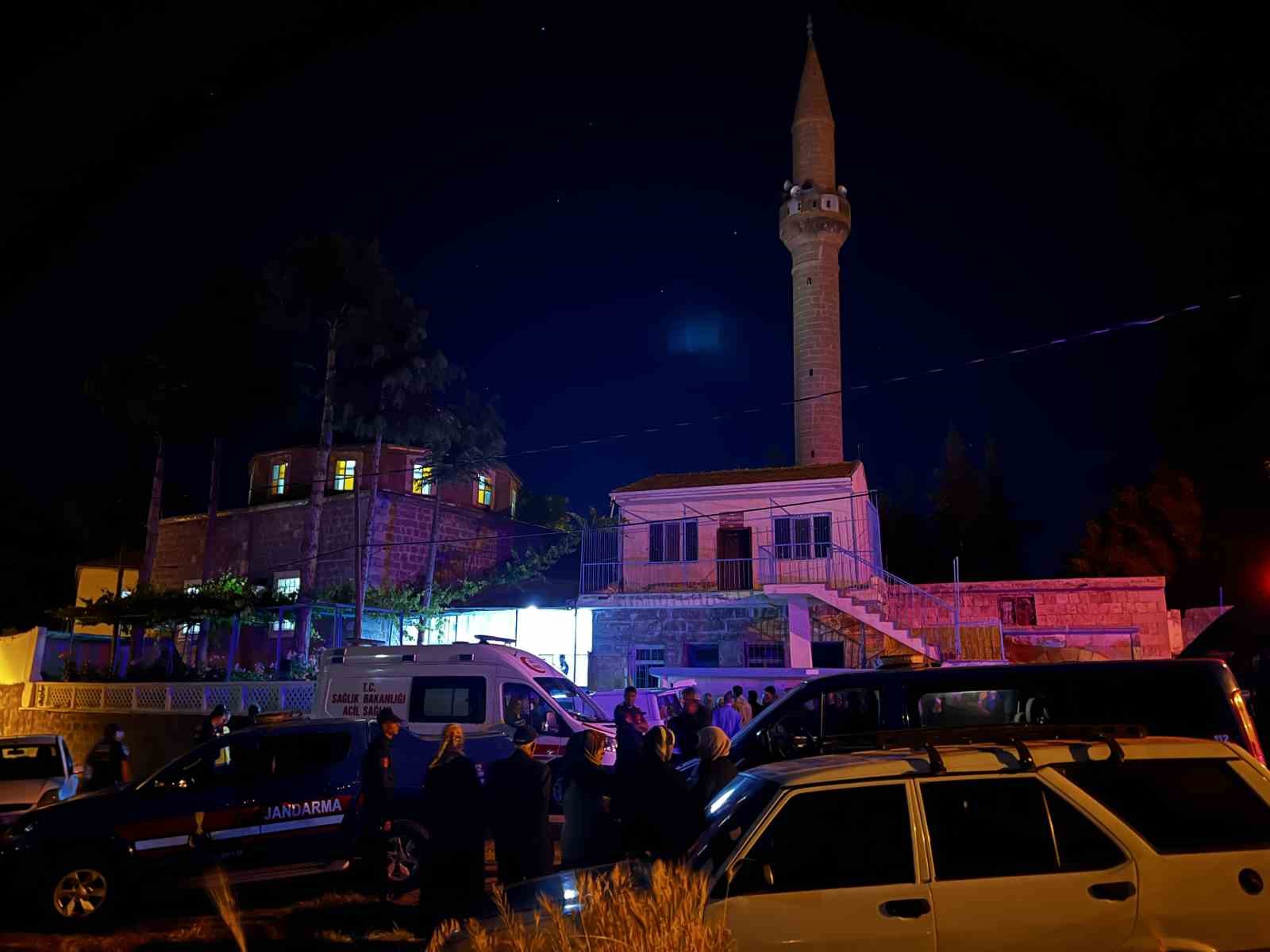 Kayseri’de cami cemaatine bıçaklı saldırı: 2 ölü