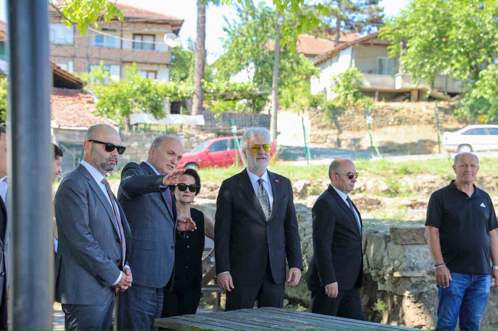 Tamer Karadağlı Düzce’ye hayran kaldı