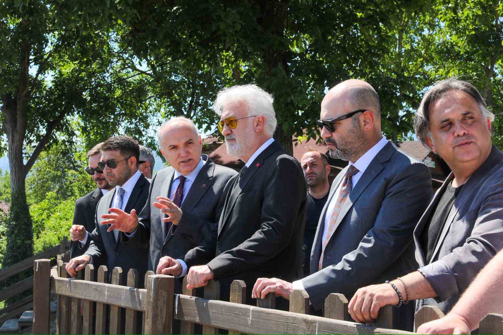 Tamer Karadağlı Düzce’ye hayran kaldı