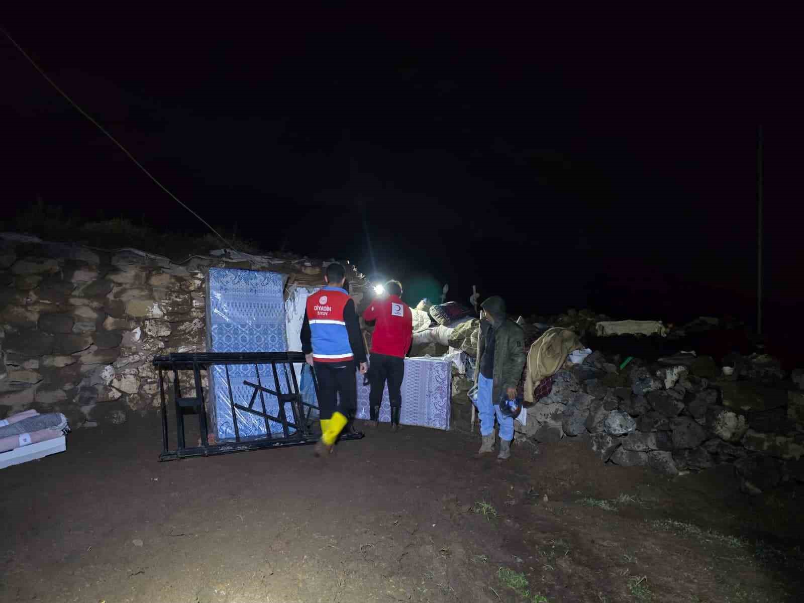 Diyadin’de sel mağdurlarına destek seferberliği