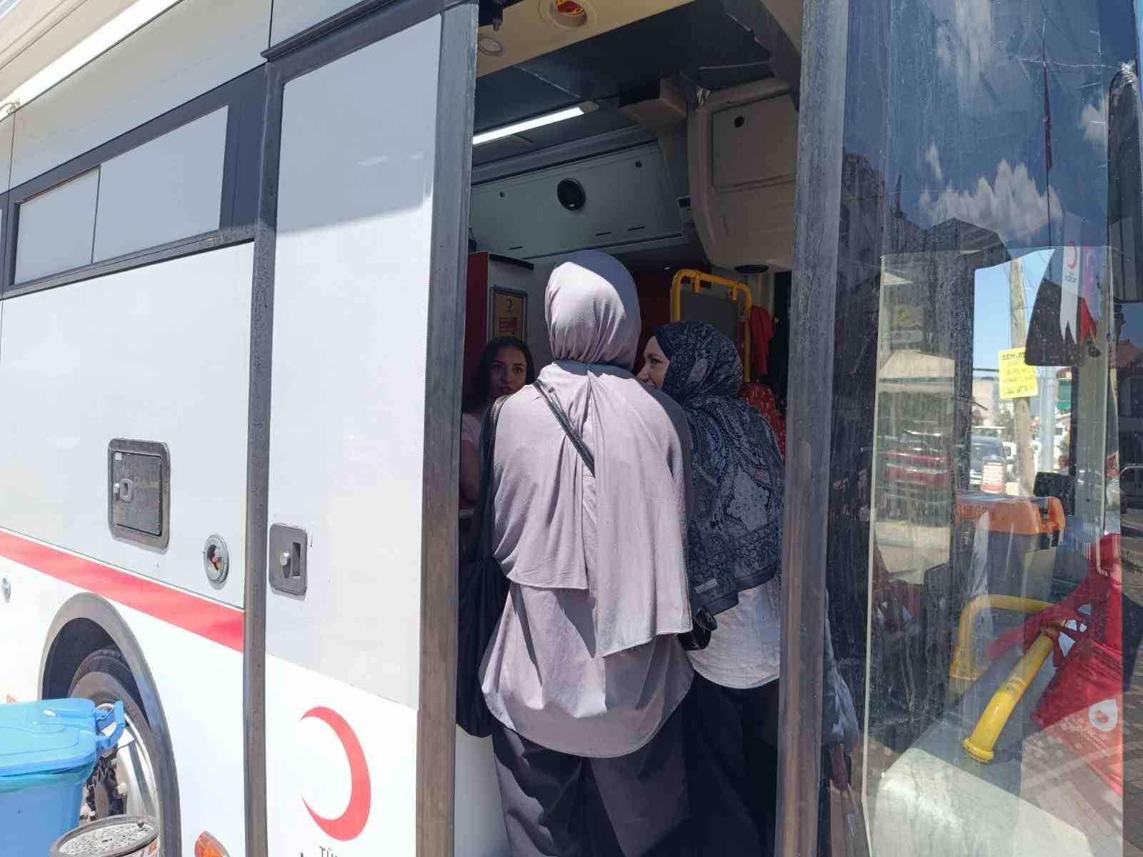 30 ünite kan onlarca hayata umut oldu
