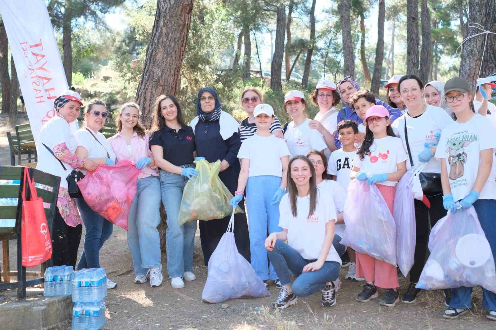 Sağlıkçılardan çevreye anlamlı dokunuş
