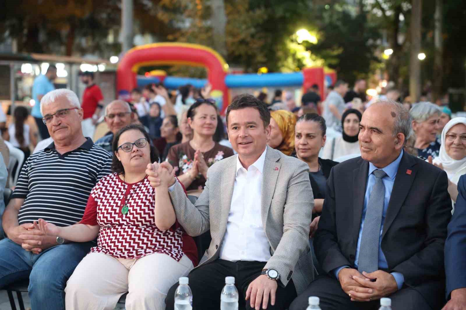 Başkan Erkan Aydın şenlik coşkusuna ortak oldu