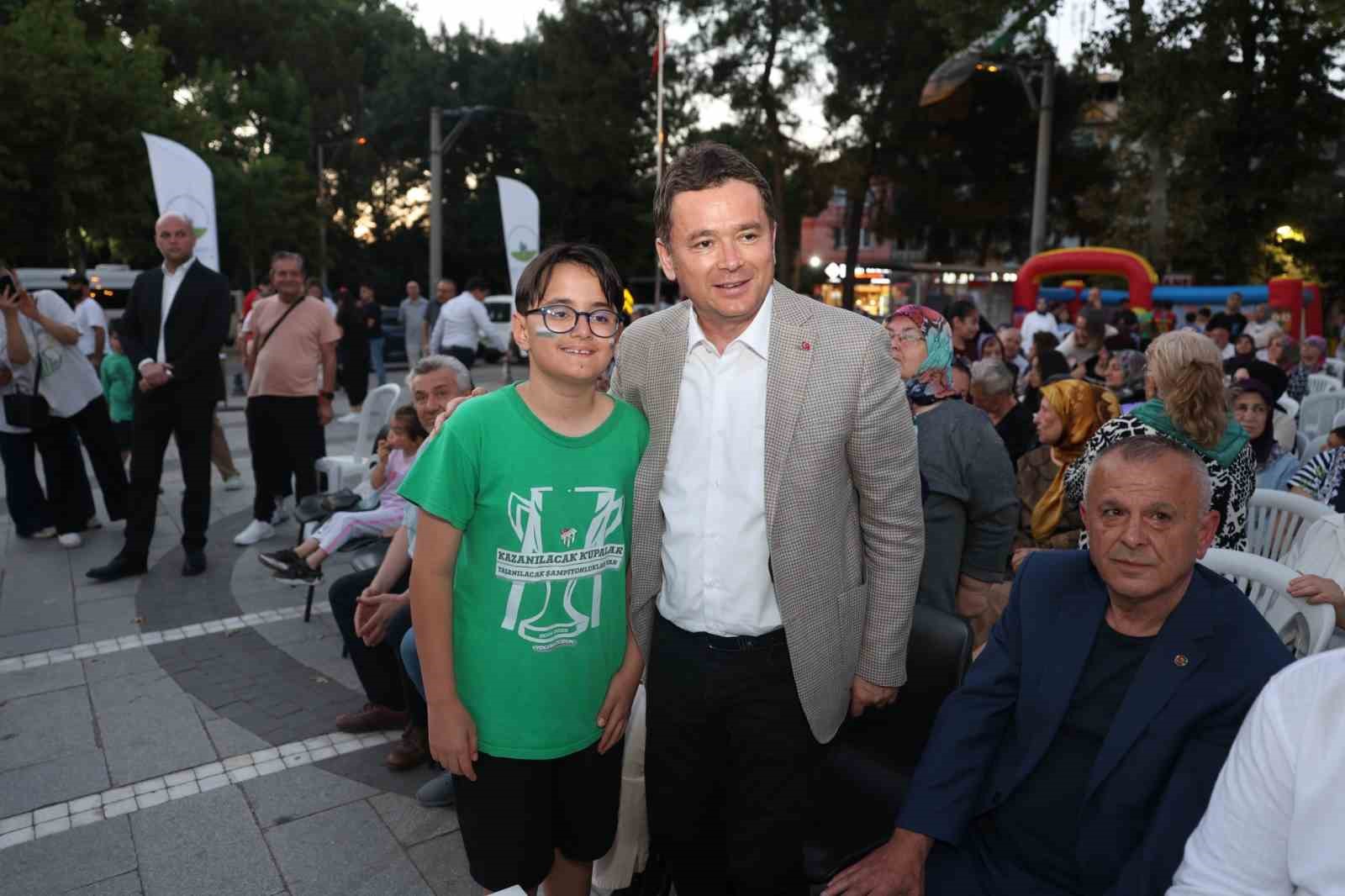 Başkan Erkan Aydın şenlik coşkusuna ortak oldu