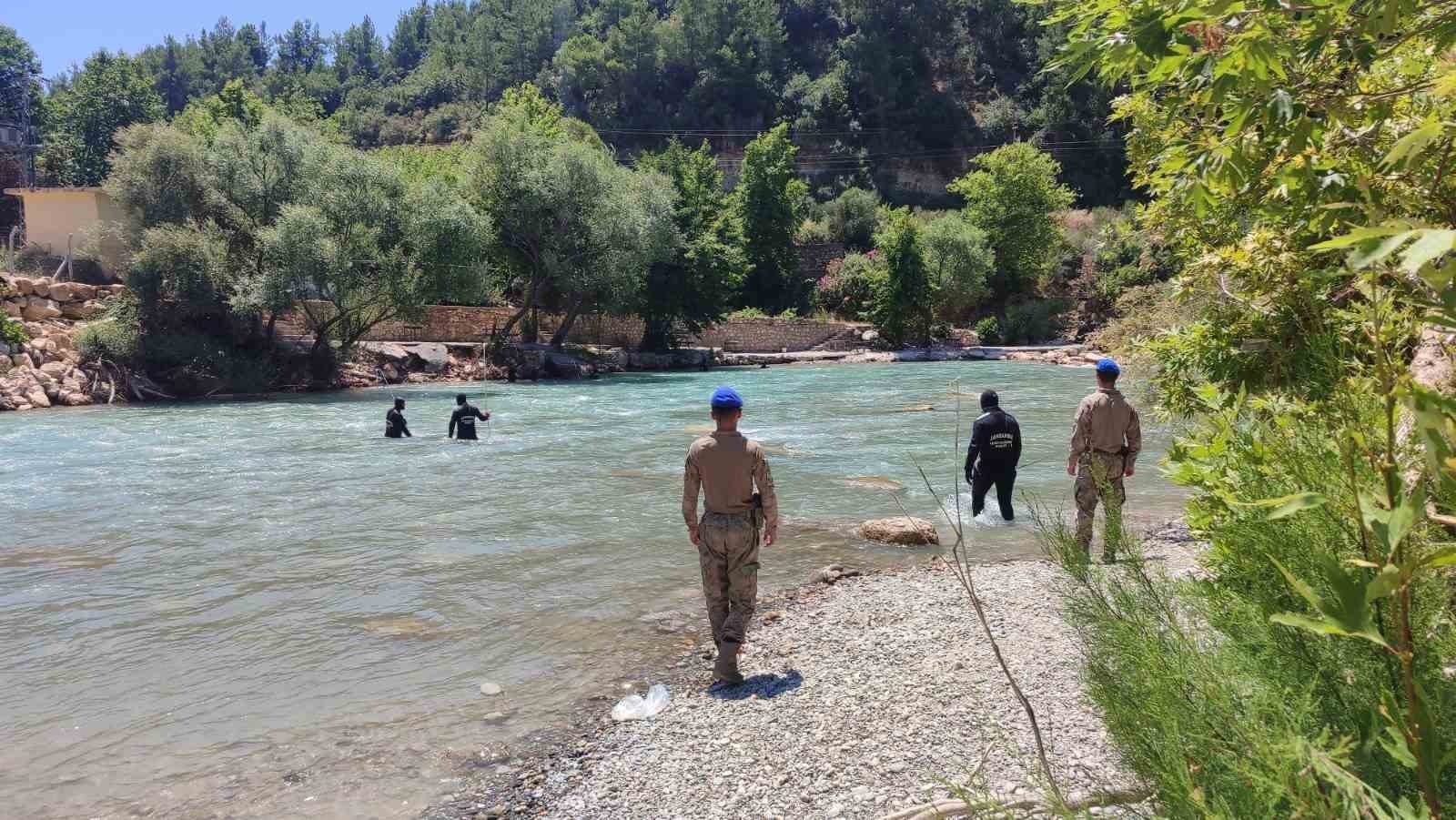 Alara Çayı’nda kaybolan genci arama çalışmaları 17’nci gününde sürüyor