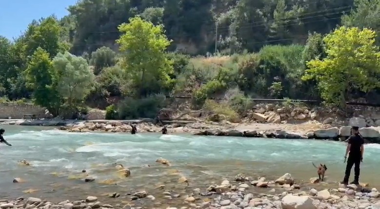 Alara Çayı’nda kaybolan genci arama çalışmaları 17’nci gününde sürüyor