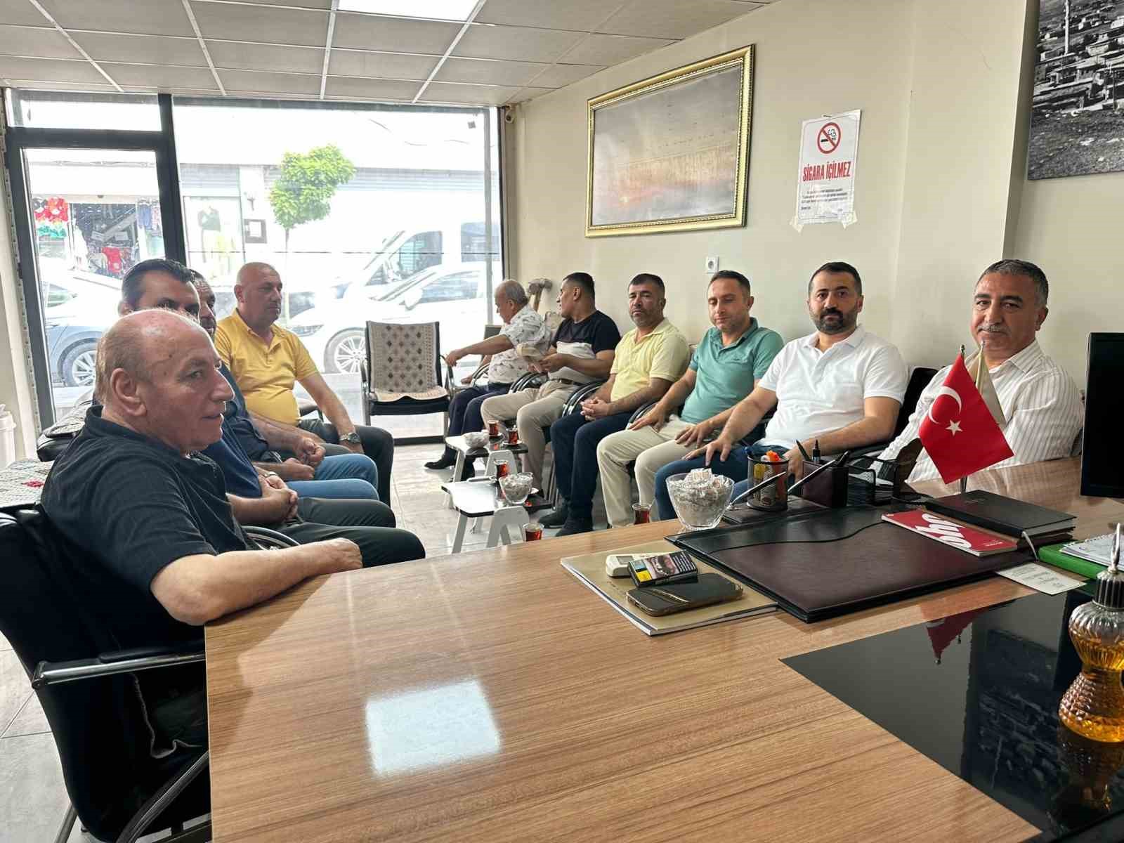 Sağlık-Sen’den Silopi’de sağlık zirvesi: "Sağlıkta istikrar ve yerel yönetim şart"